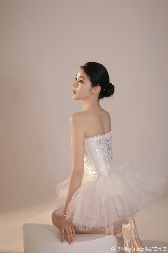 亚洲女同13舌吻三区刺激性A片欧美激情免费一-全集无删减版国语版高清-水蜜桃影视